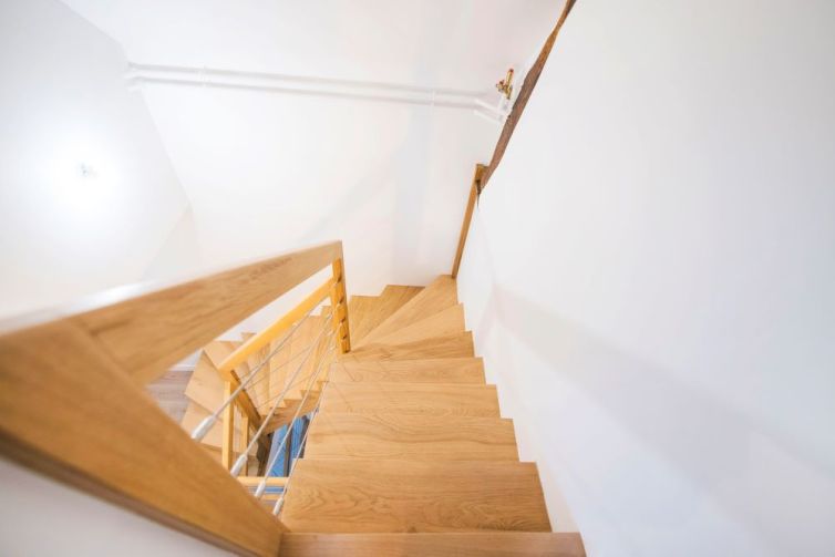 ESCALIER BOIS